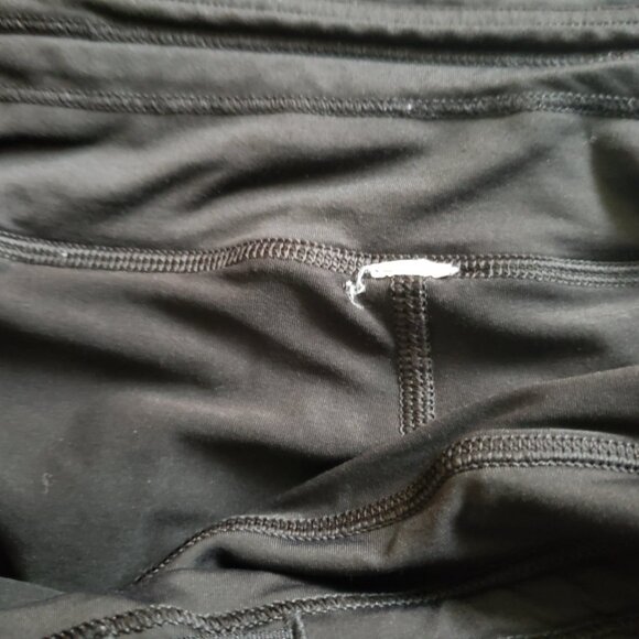 Lululemon pace black skort, size 8, tall - Picture 5 of 7